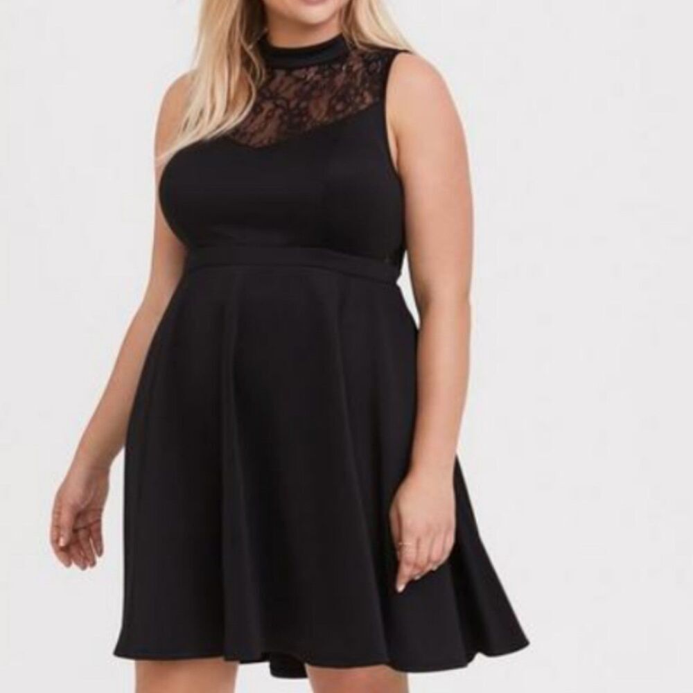 NWT Torrid Black Scuba Knit & Lace Skater Dress Size 3X